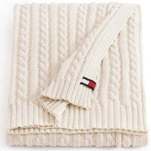Tommy Hilfiger Ivory Cable Knit THROW. 50”x70”. New in the original package. 🎁